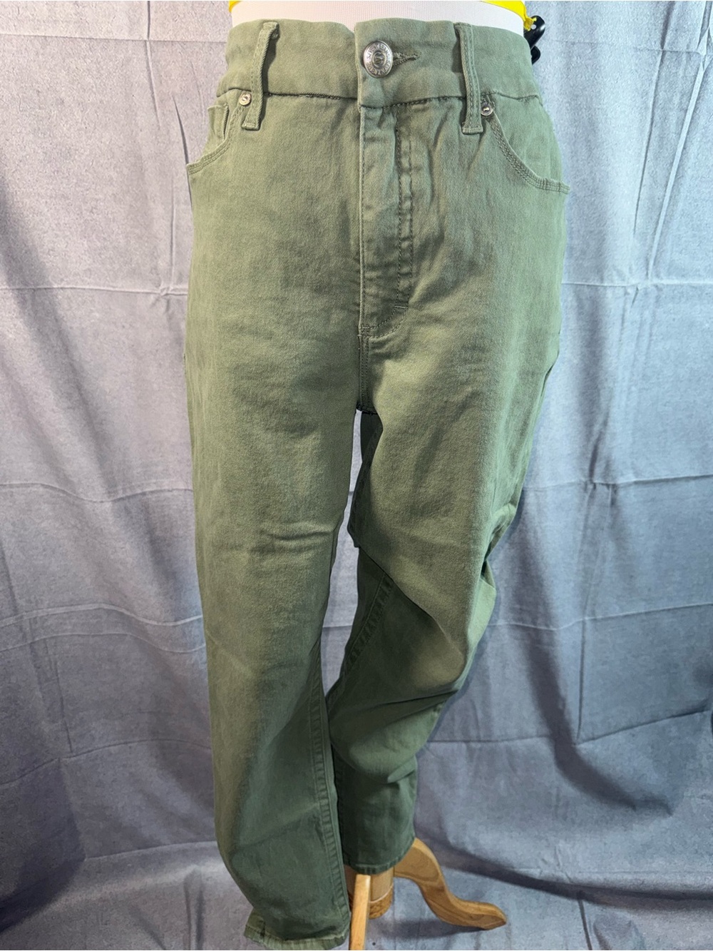 2293-Seven7 Olive Green Straight-Leg Chinos
